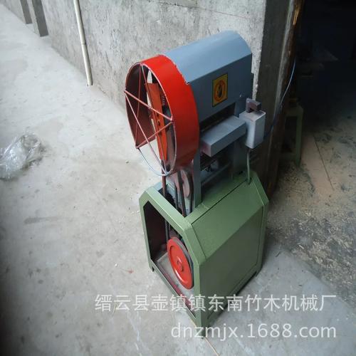 小型竹条刨平机精准控厚刨削平整无毛刺竹木制品加工设备